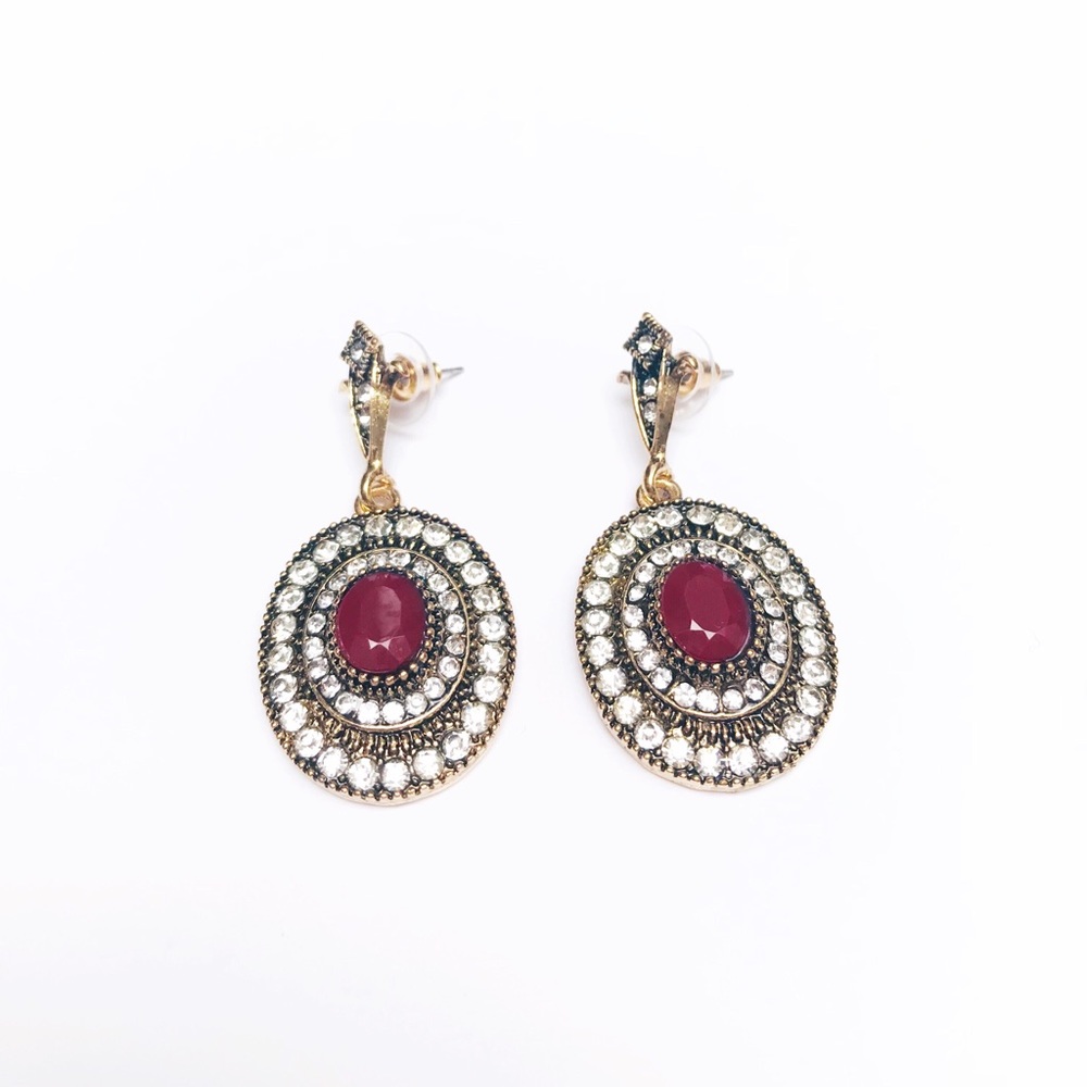 Gold/bronze earrings with rhinestones & red accent - Picture 5 of 8